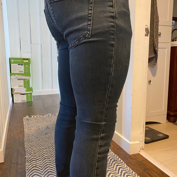 Forever 21 Men skinny jeans - Picture 2 of 4